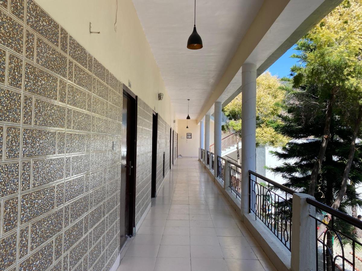Kanara Hotel Bhīm Tāl Extérieur photo