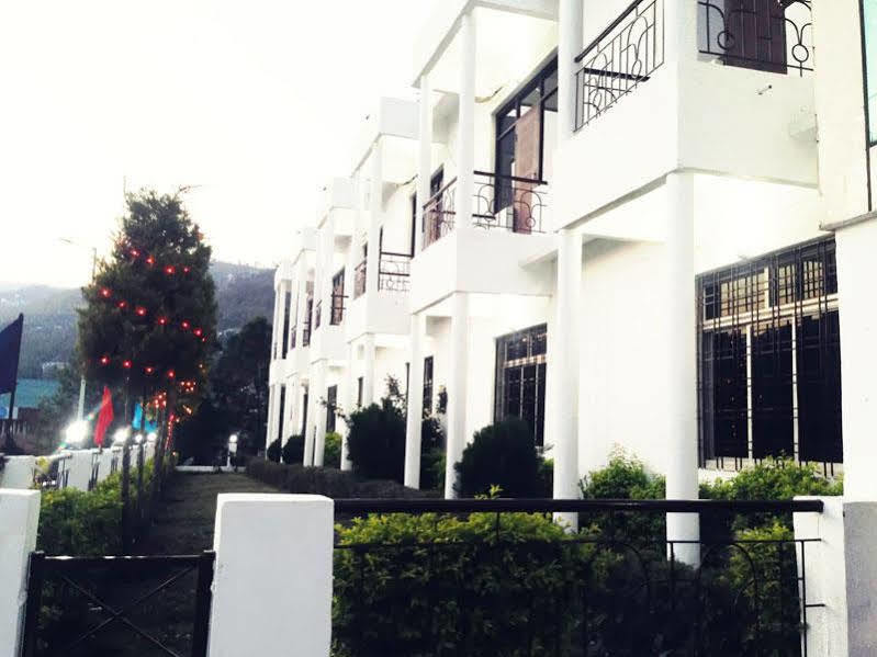 Kanara Hotel Bhīm Tāl Extérieur photo